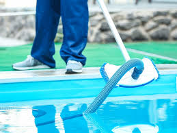 pool cleaning auckland